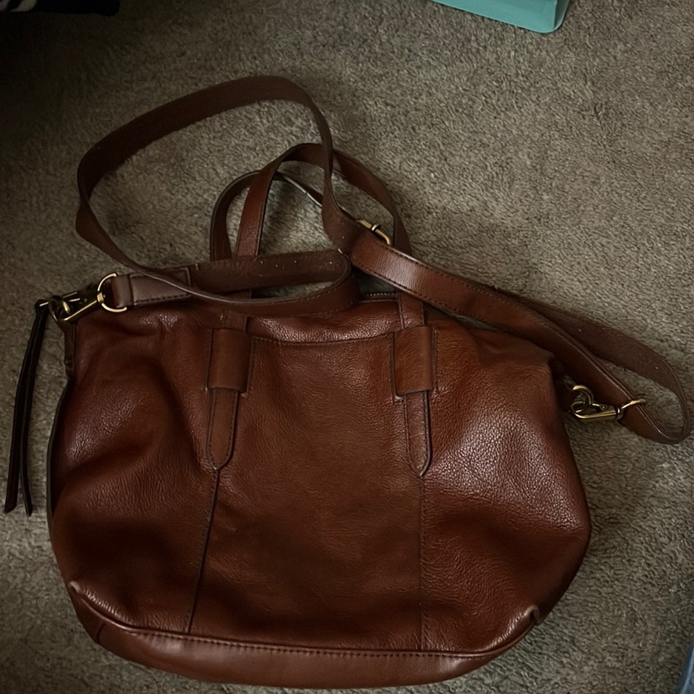 Fossil Skylar Leather Satchel. Brown.